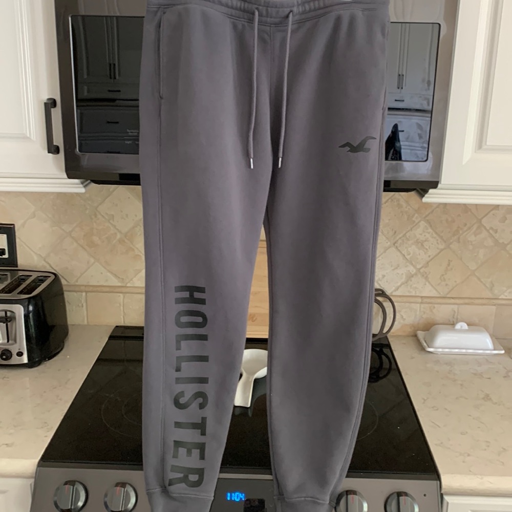Men’s Hollister charcoal joggers, Size XL